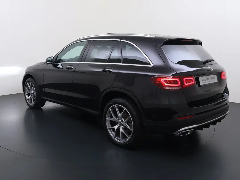 Mercedes-Benz GLC 300e AMG 4Matic uit 2022, foto 2