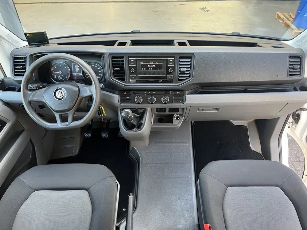 Volkswagen Crafter 2.0 TDI 140pk Personenvervoer Taxi Rolsto uit 2023, foto 6
