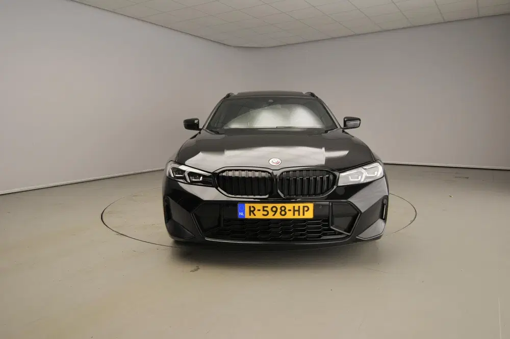 BMW 3-serie Touring 318i uit 2022, foto 5