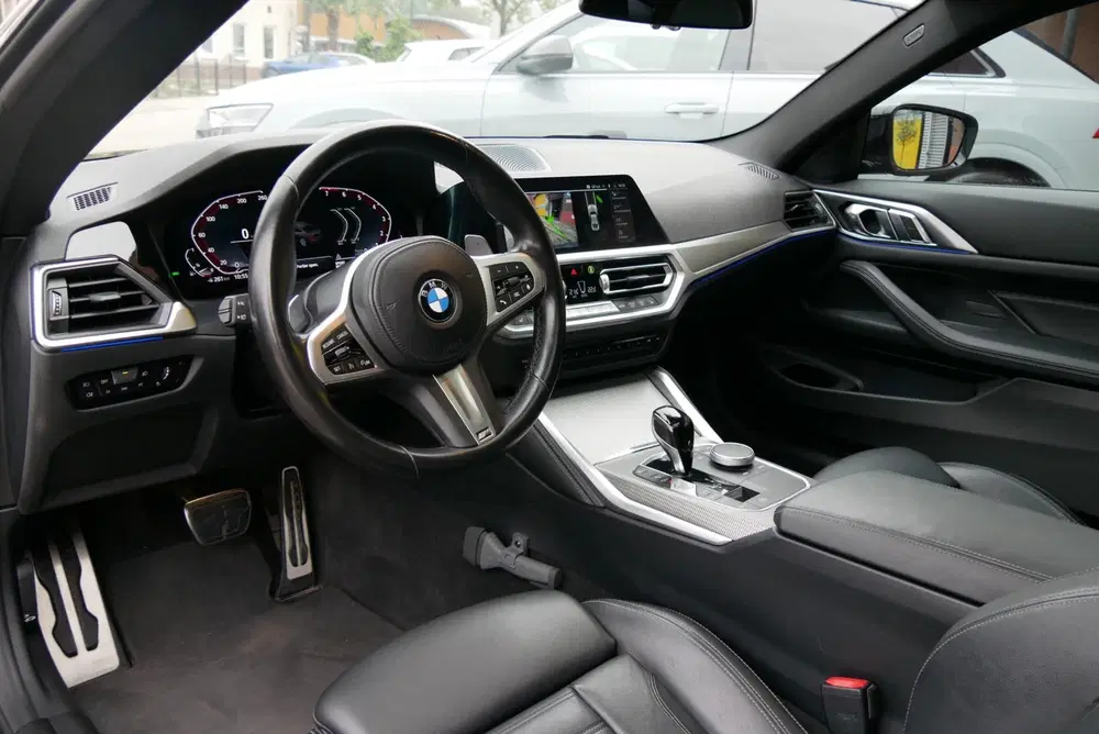 BMW 4-serie 4-serie Coupé 420i High Executive. m sport uit 2022, foto 14