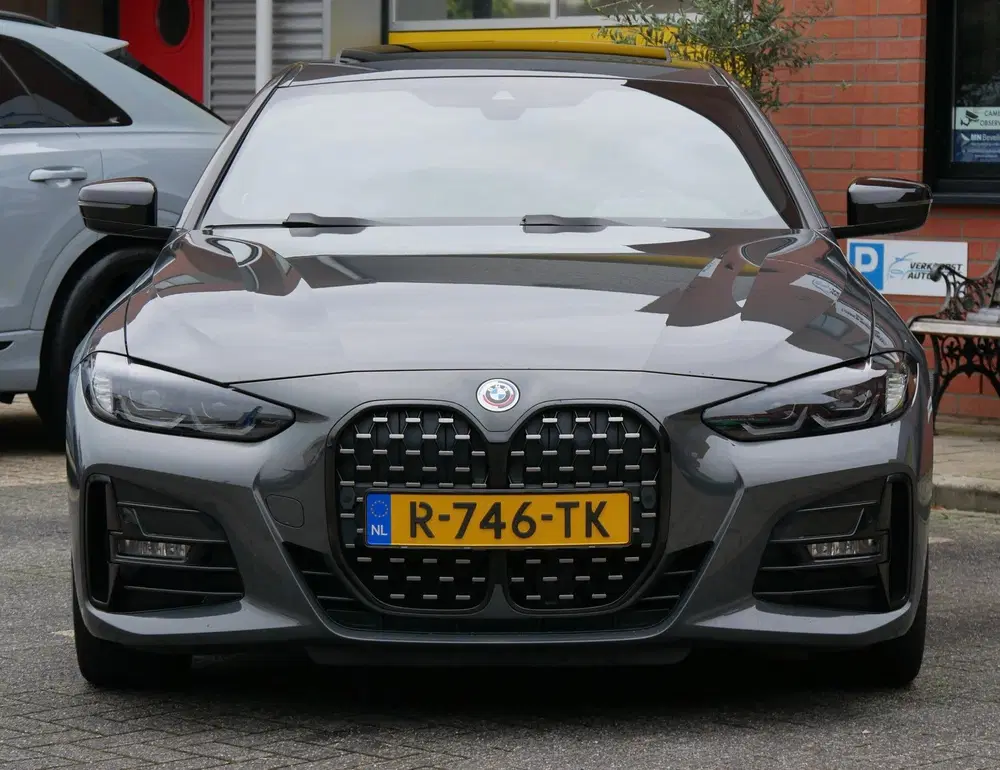 BMW 4-serie 4-serie Coupé 420i High Executive. m sport uit 2022, foto 8