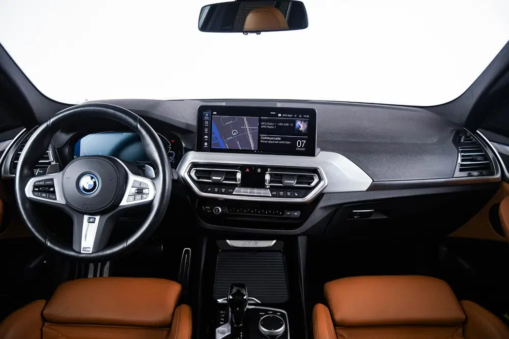BMW X3 xDrive30e High Executive M Sport uit 2022, foto 3