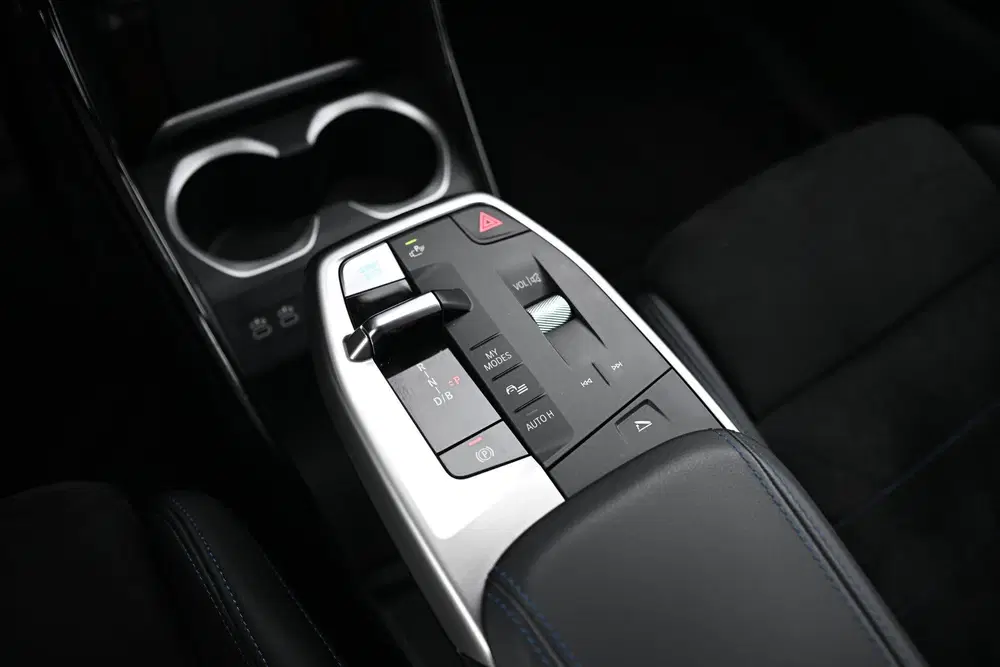 BMW iX2 eDrive20 M Sport uit 2025, foto 12