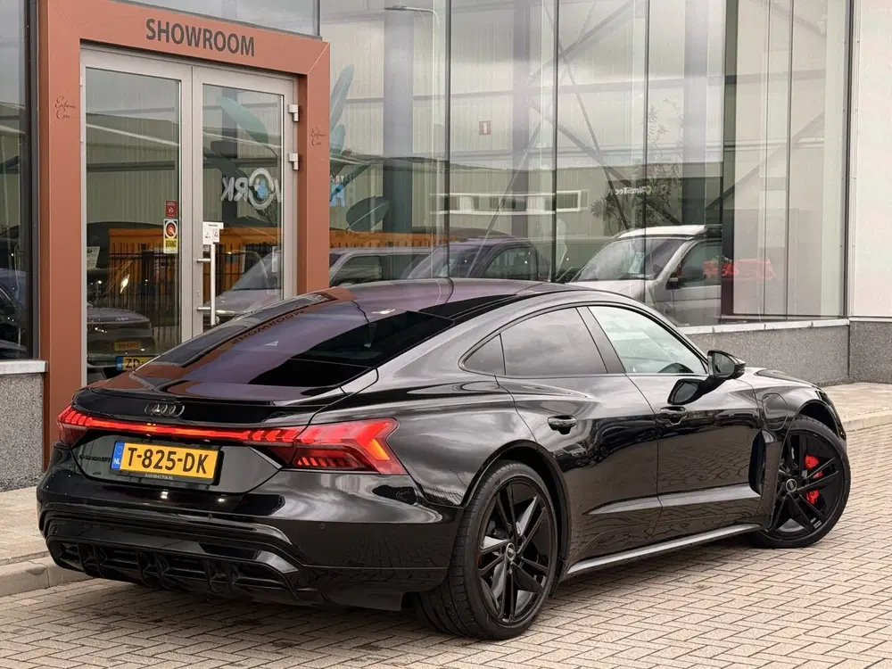 Audi e-tron GT 93 kWh uit 2023, foto 15