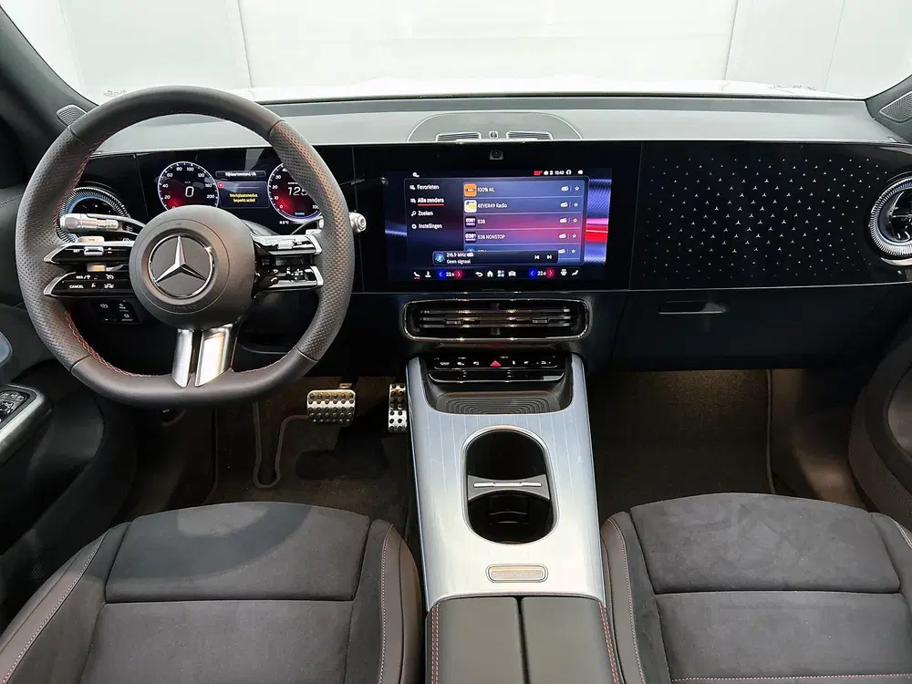 Mercedes-Benz GLB 250+ Business Solution AMG 85.5 kWh uit 2026, foto 4