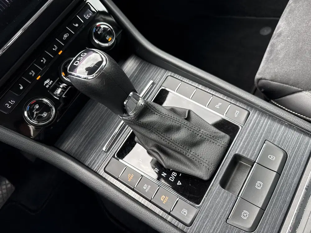 Skoda Superb iV PHEV Upgrade Bus. Edition+ SOH 95% uit 2021, foto 11