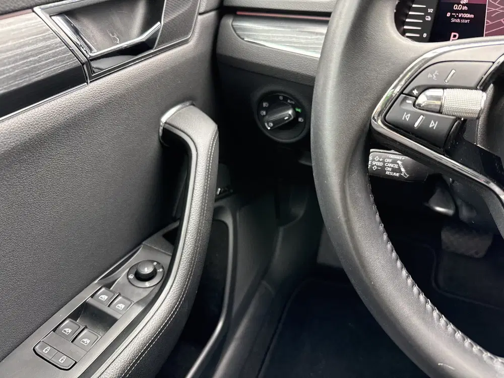 Skoda Superb iV PHEV Upgrade Bus. Edition+ SOH 95% uit 2021, foto 9