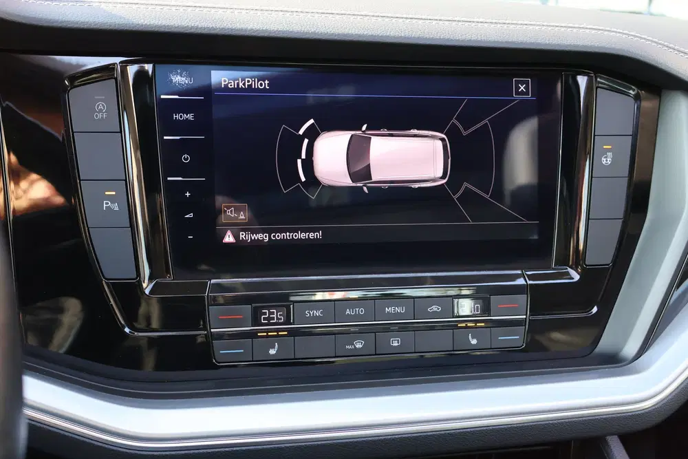 Volkswagen Touareg 3.0 TDI 4MOTION uit 2019, foto 9