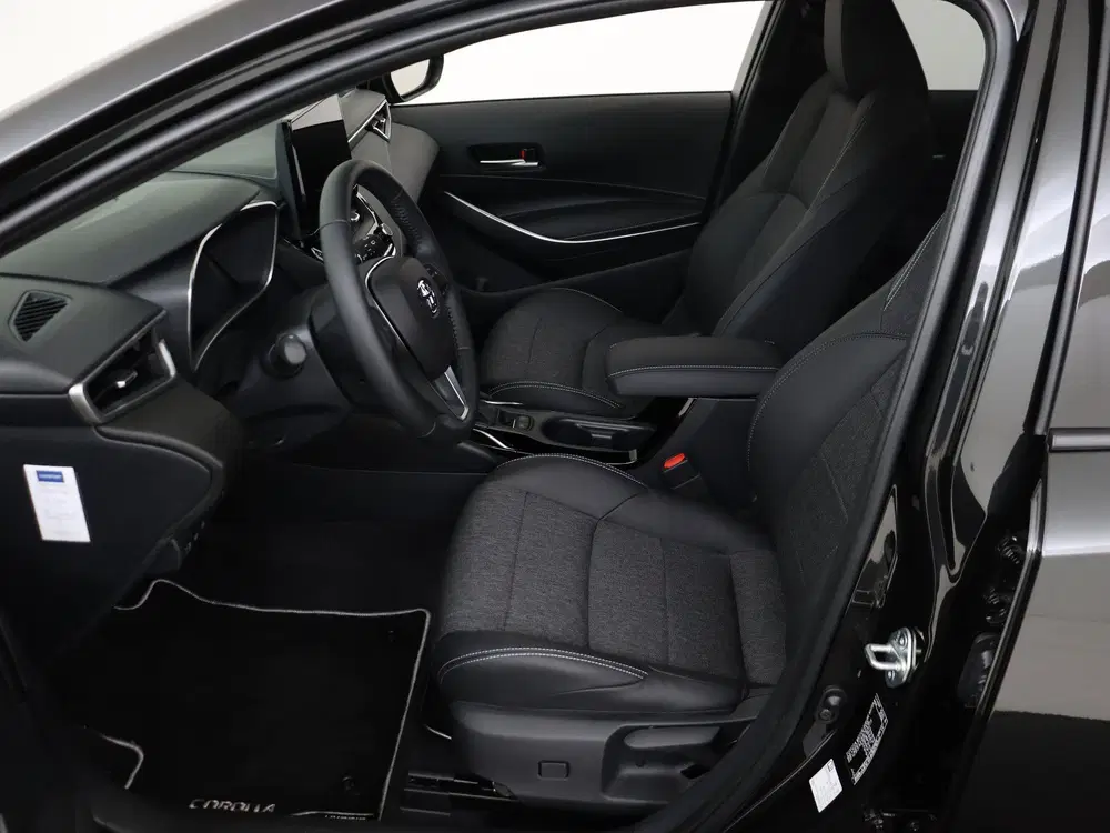 Toyota Corolla Hybrid 140 Dynamic (bj 2025) uit 2025, foto 6