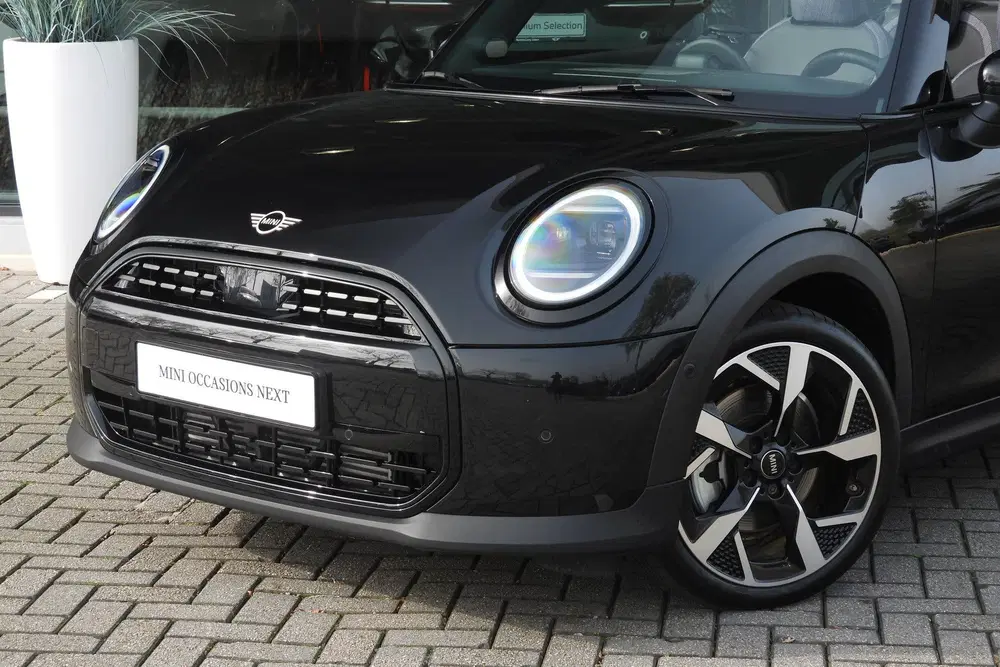 Mini Cabrio Cooper C Automaat uit 2025, foto 7