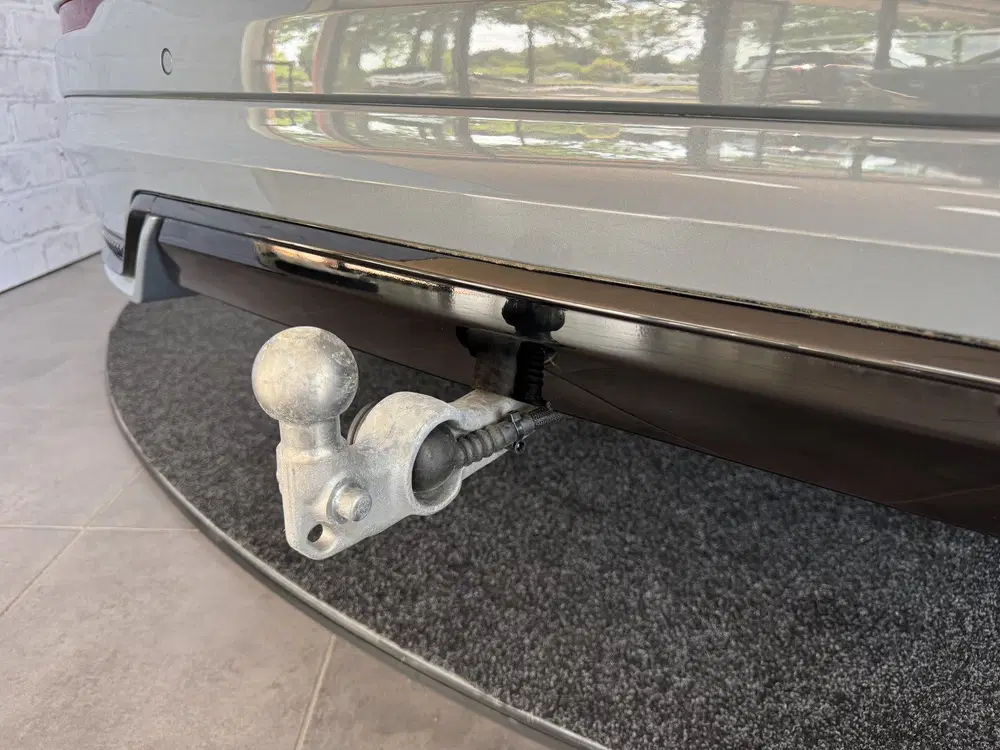 Volvo XC60 2.0 T6 Plug-in hybrid AWD Plus Dark Pano T uit 2022, foto 7