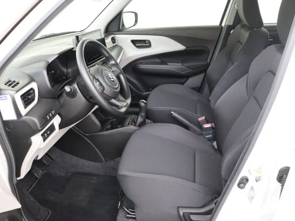 Suzuki Swift 1.2 Comfort Smart Hybrid uit 2026, foto 12
