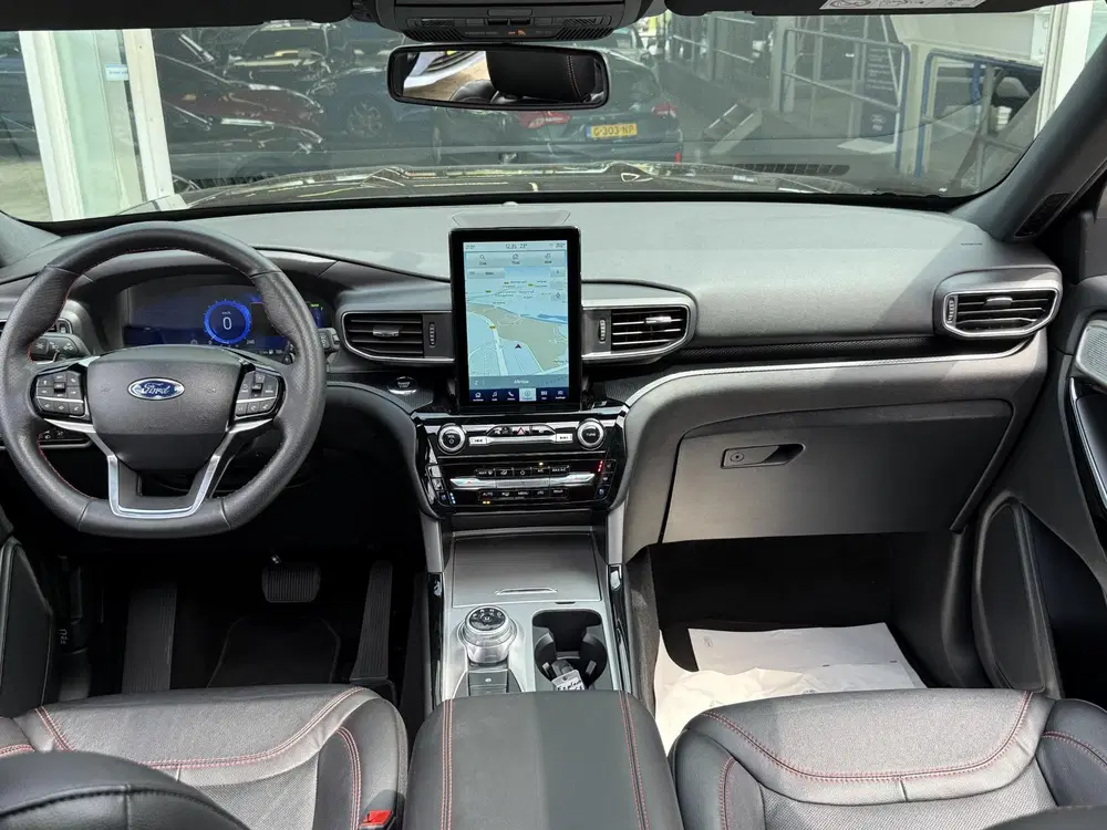 Ford Explorer 3.0 V6 EcoBoost PHEV ST-Line 7 persoons uit 2024, foto 12
