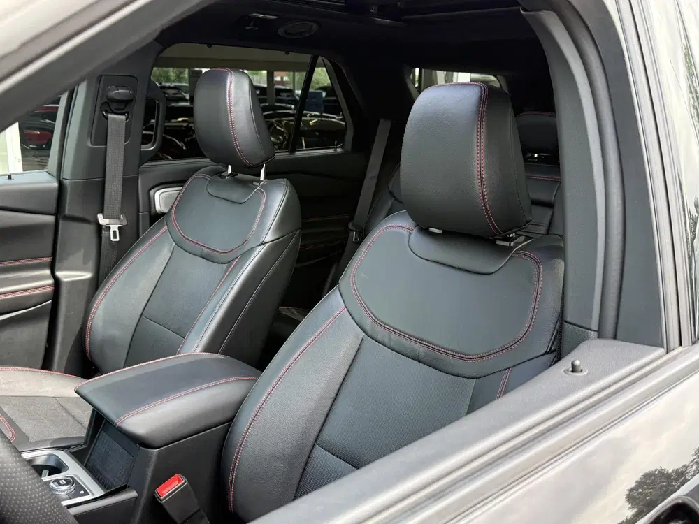 Ford Explorer 3.0 V6 EcoBoost PHEV ST-Line 7 persoons uit 2024, foto 14