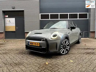 Mini Cooper S 2.0 Cooper S ClassicTrim Edition Automaat uit 2022