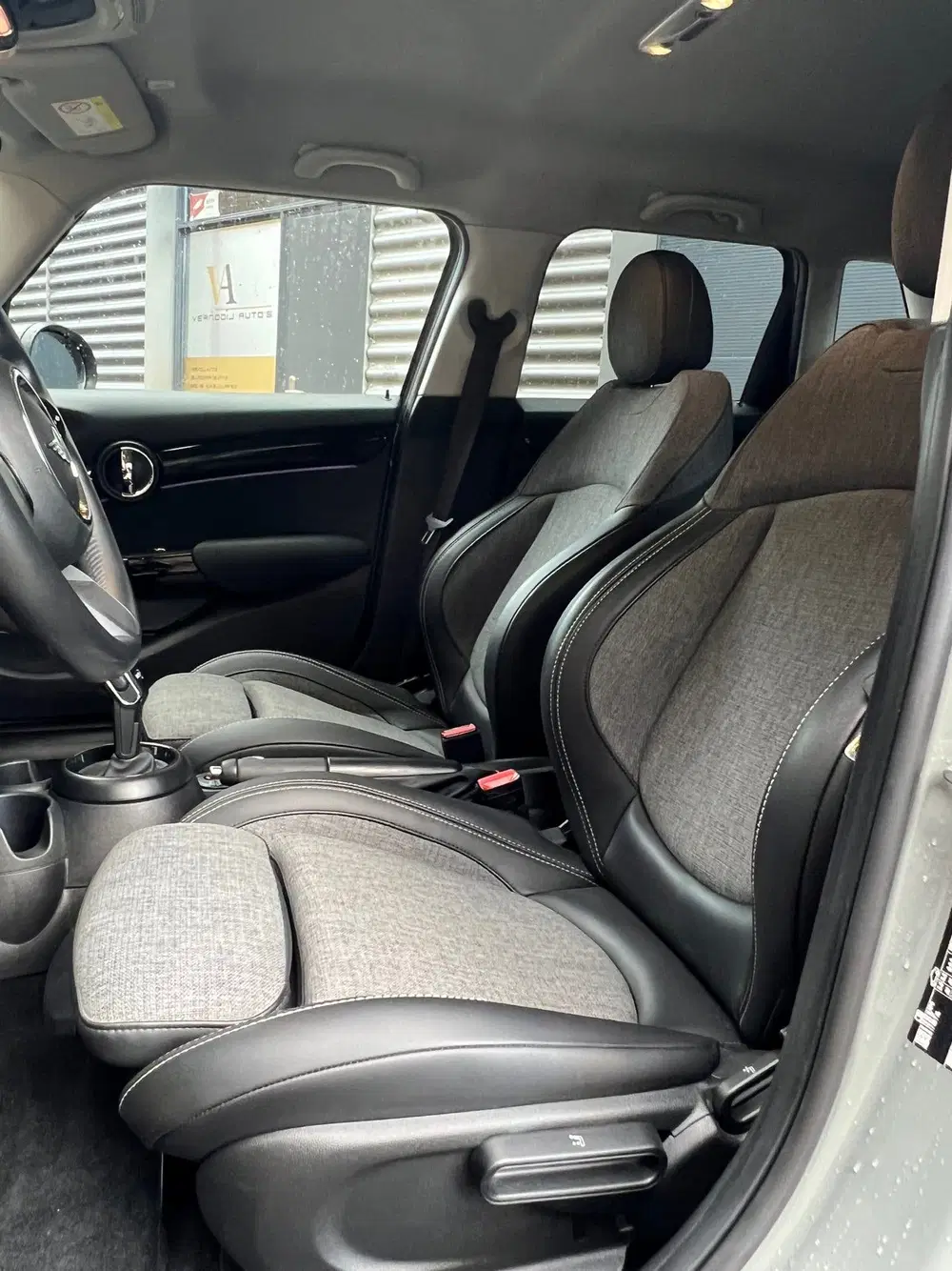 Mini Cooper S 2.0 Cooper S ClassicTrim Edition Automaat uit 2022, foto 5