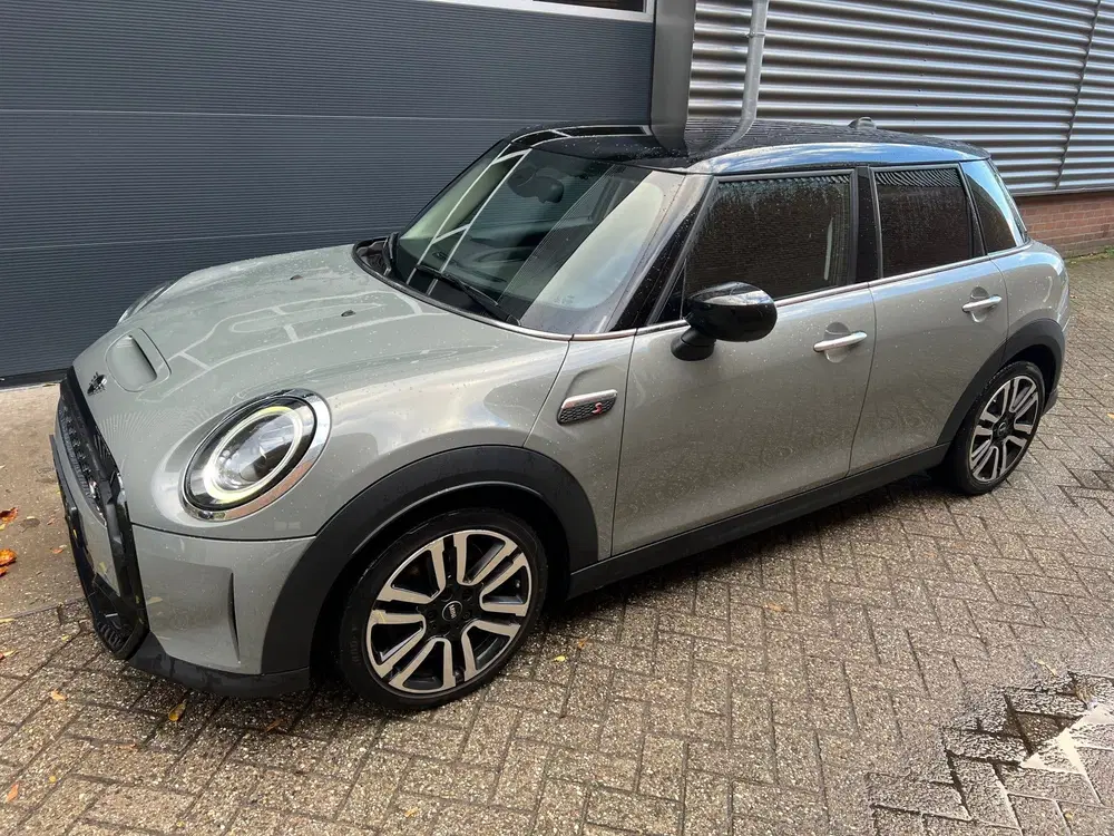 Mini Cooper S 2.0 Cooper S ClassicTrim Edition Automaat uit 2022, foto 9
