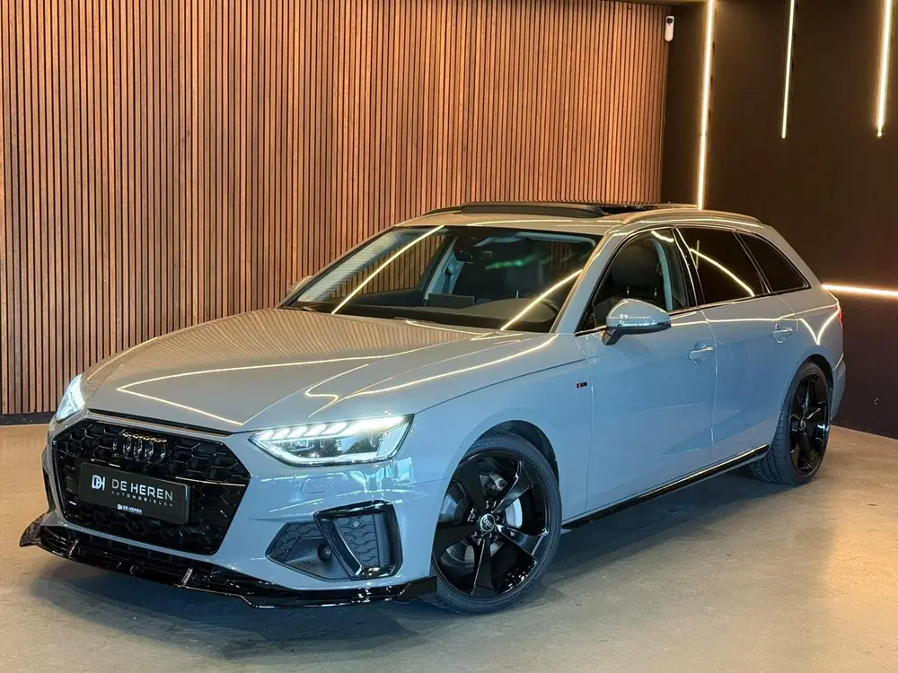 Audi A4 40 TFSI S4 Look Competition uit 2021, foto 6