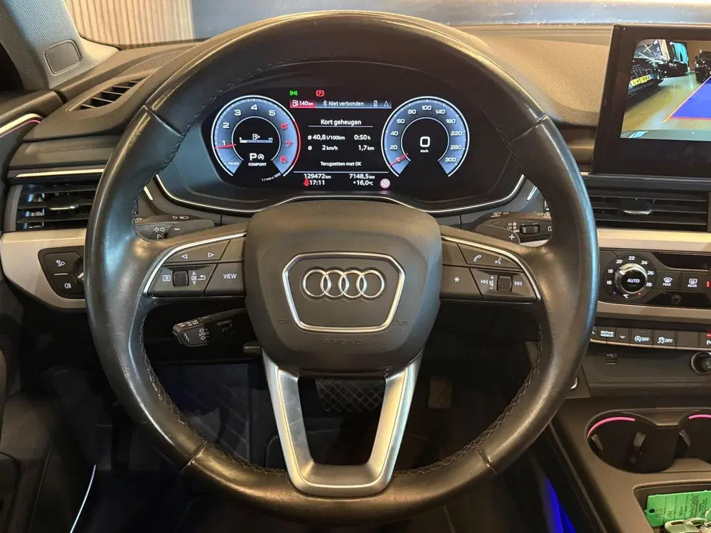 Audi A4 40 TFSI S4 Look Competition uit 2021, foto 7