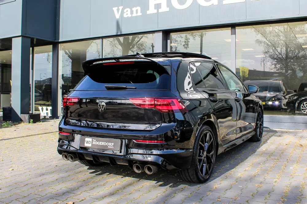Volkswagen Golf 2.0 TSI R 4Motion PANO H&K MATRIX AKRAPOVI uit 2023, foto 5