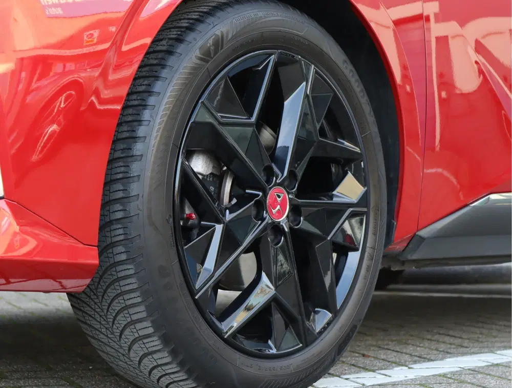 DS Automobiles DS 4 DS DS 4 1.2 PureTech Performance Line uit 2022, foto 13
