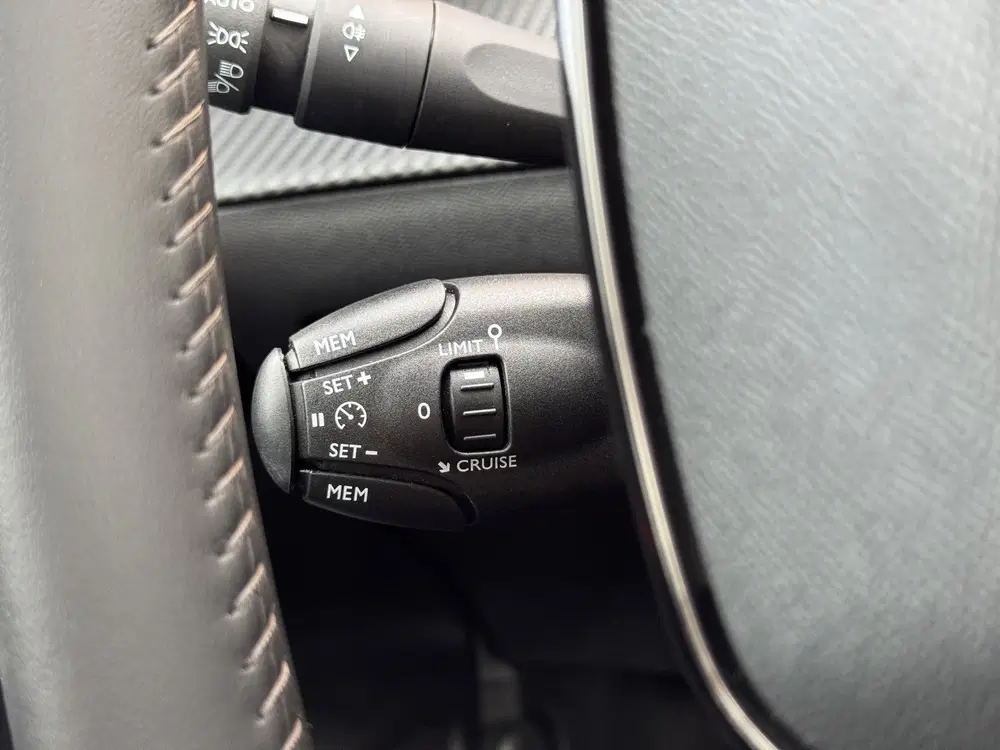 Peugeot 208 1.2 PureTech Active Pack uit 2022, foto 12