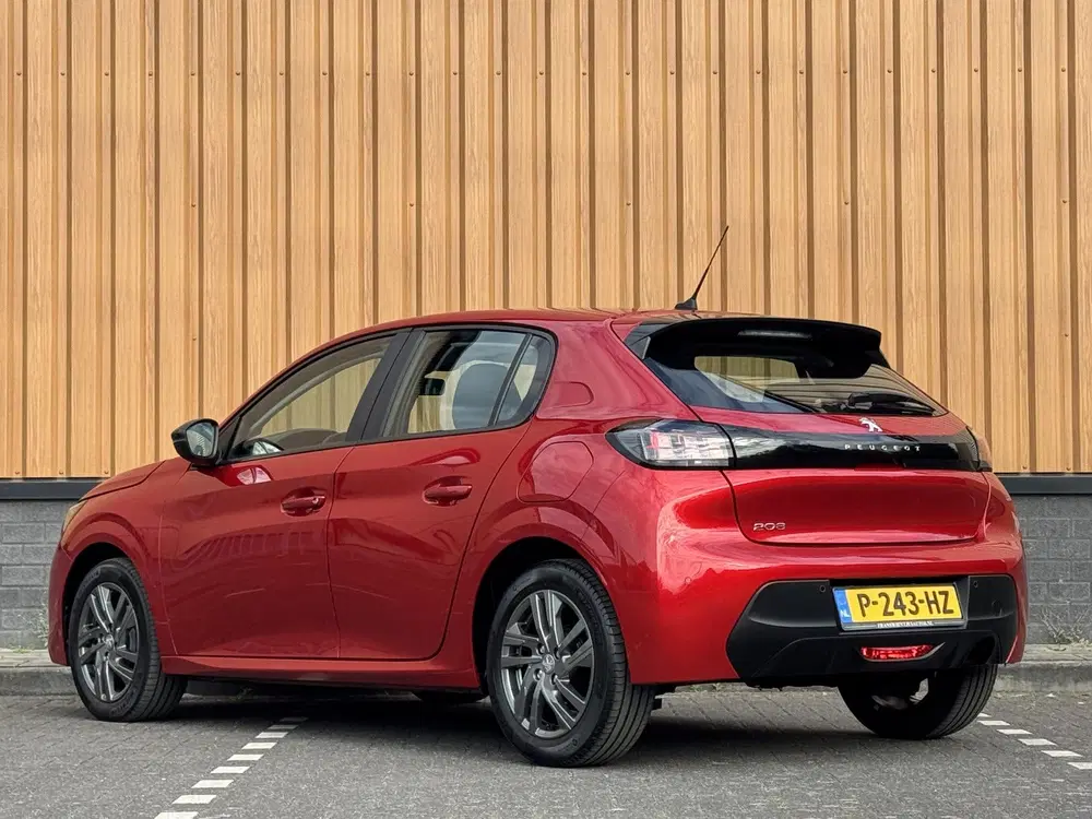Peugeot 208 1.2 PureTech Active Pack uit 2022, foto 7
