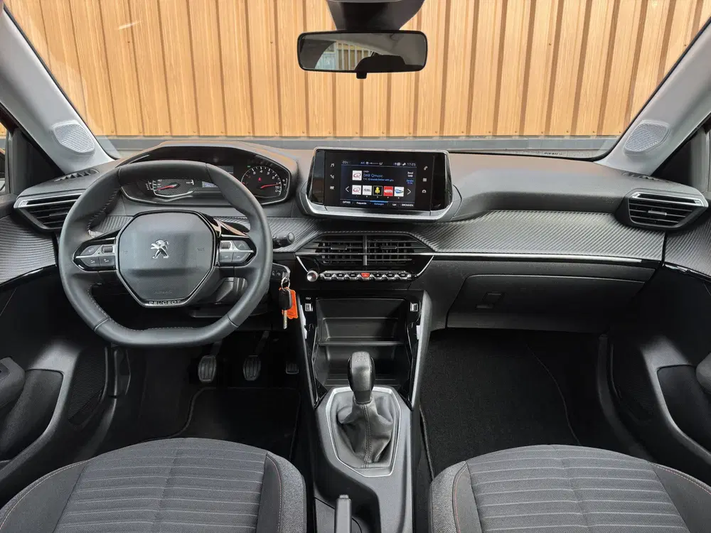 Peugeot 208 1.2 PureTech Active Pack uit 2022, foto 9