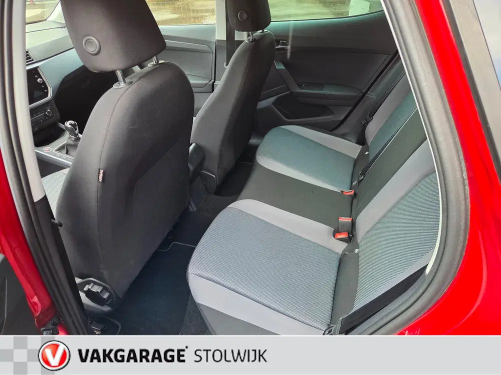 SEAT Arona 1.0 TSI Style Business Intense uit 2020, foto 14