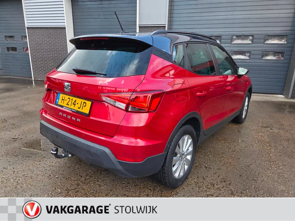 SEAT Arona 1.0 TSI Style Business Intense uit 2020, foto 2