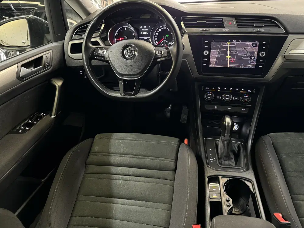 Volkswagen Touran 1.5 TSI Comfortline Business 7p uit 2019, foto 14