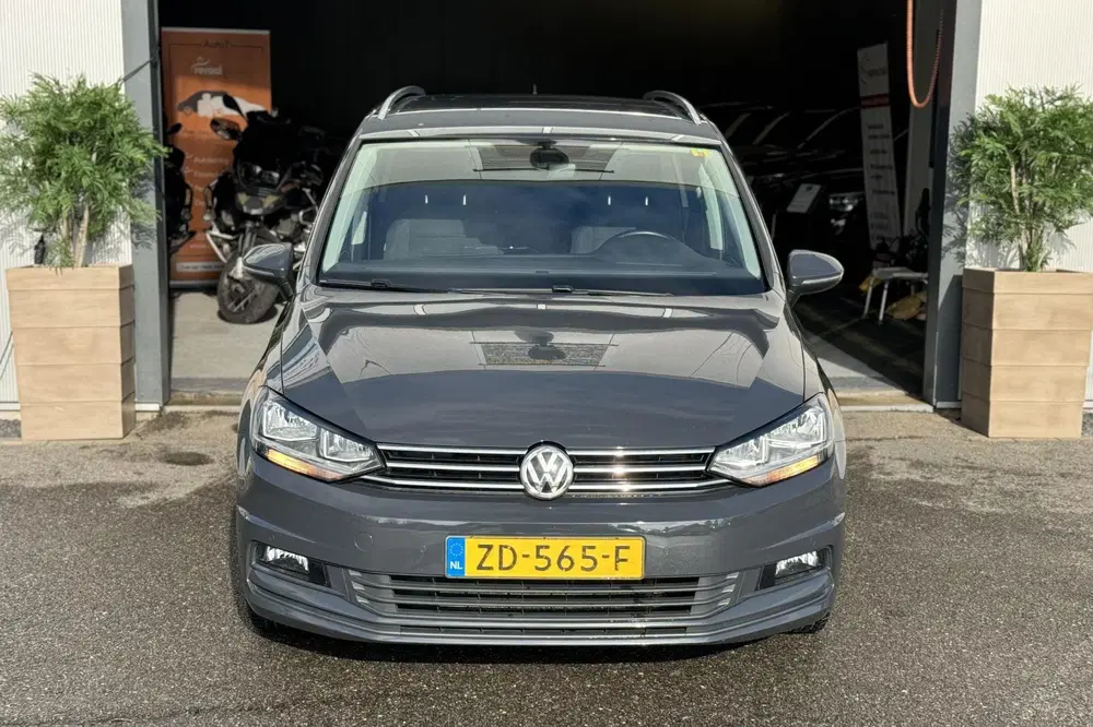 Volkswagen Touran 1.5 TSI Comfortline Business 7p uit 2019, foto 6