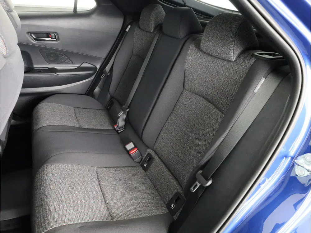 Toyota C-HR 2.0 Plug-in Hybrid 220 PK Dynamic uit 2026, foto 14