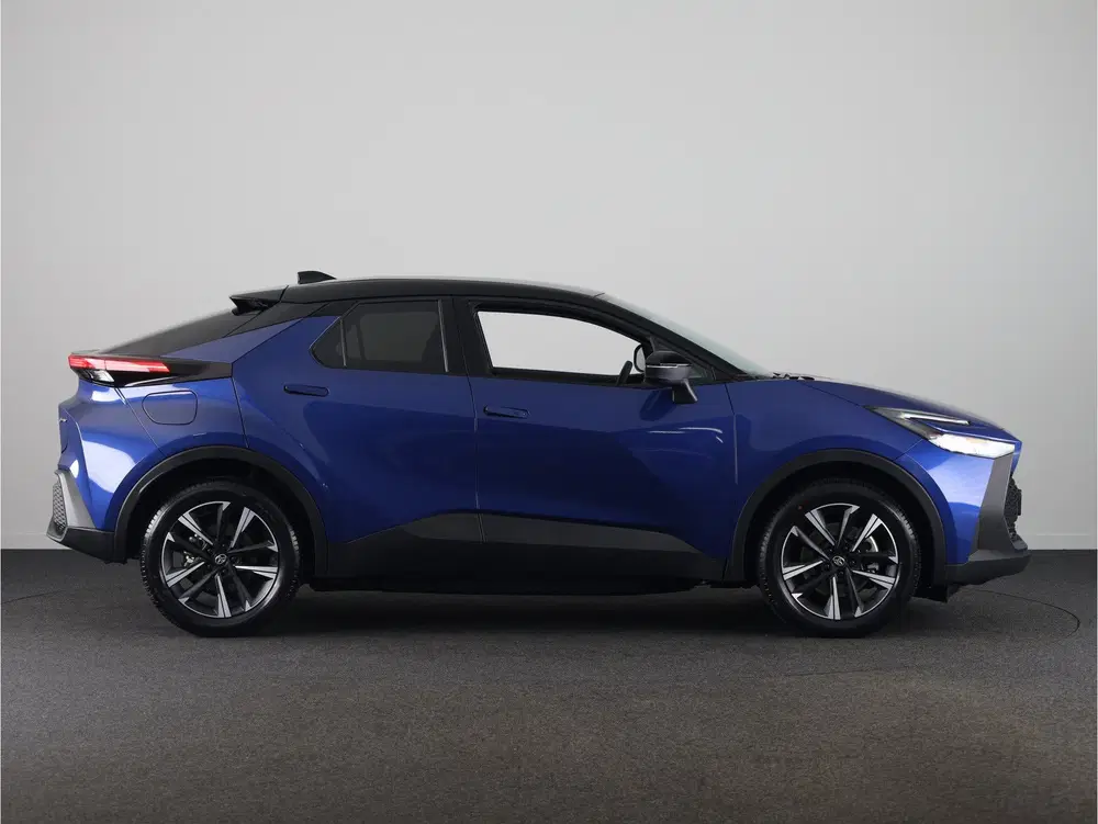 Toyota C-HR 2.0 Plug-in Hybrid 220 PK Dynamic uit 2026, foto 4