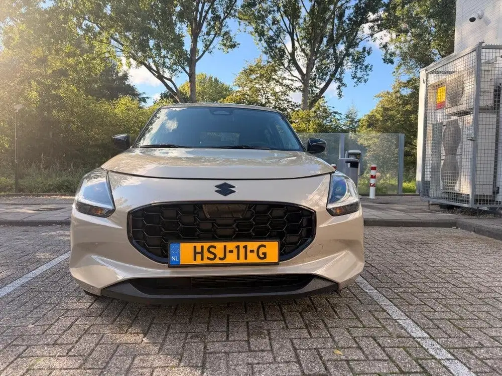 Suzuki Swift 1.2 Smart Hybrid 83pk CVT 2025 (Black Edit uit 2025, foto 2