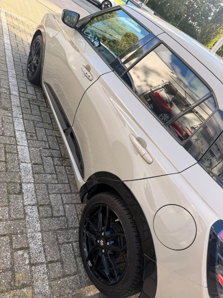 Suzuki Swift 1.2 Smart Hybrid 83pk CVT 2025 (Black Edit uit 2025, foto 8