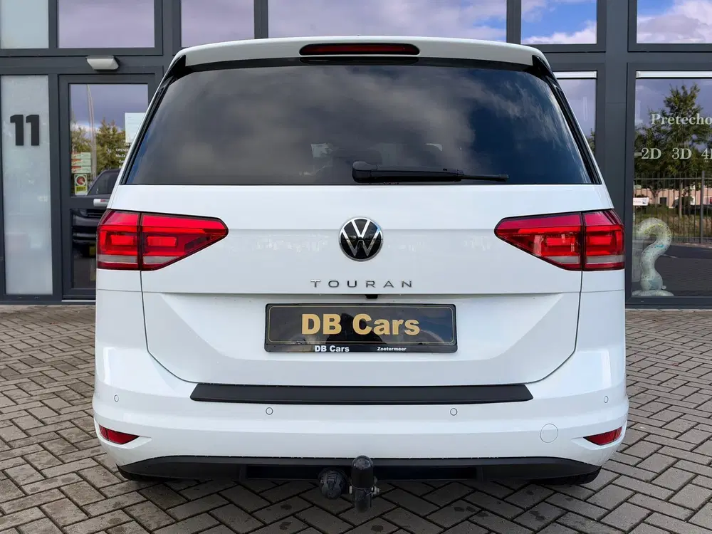 Volkswagen Touran 1.5 TSI uit 2023, foto 4