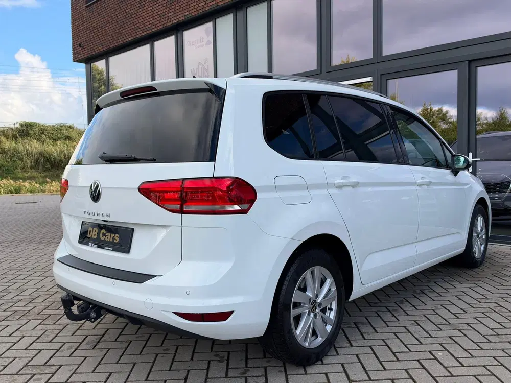 Volkswagen Touran 1.5 TSI uit 2023, foto 5