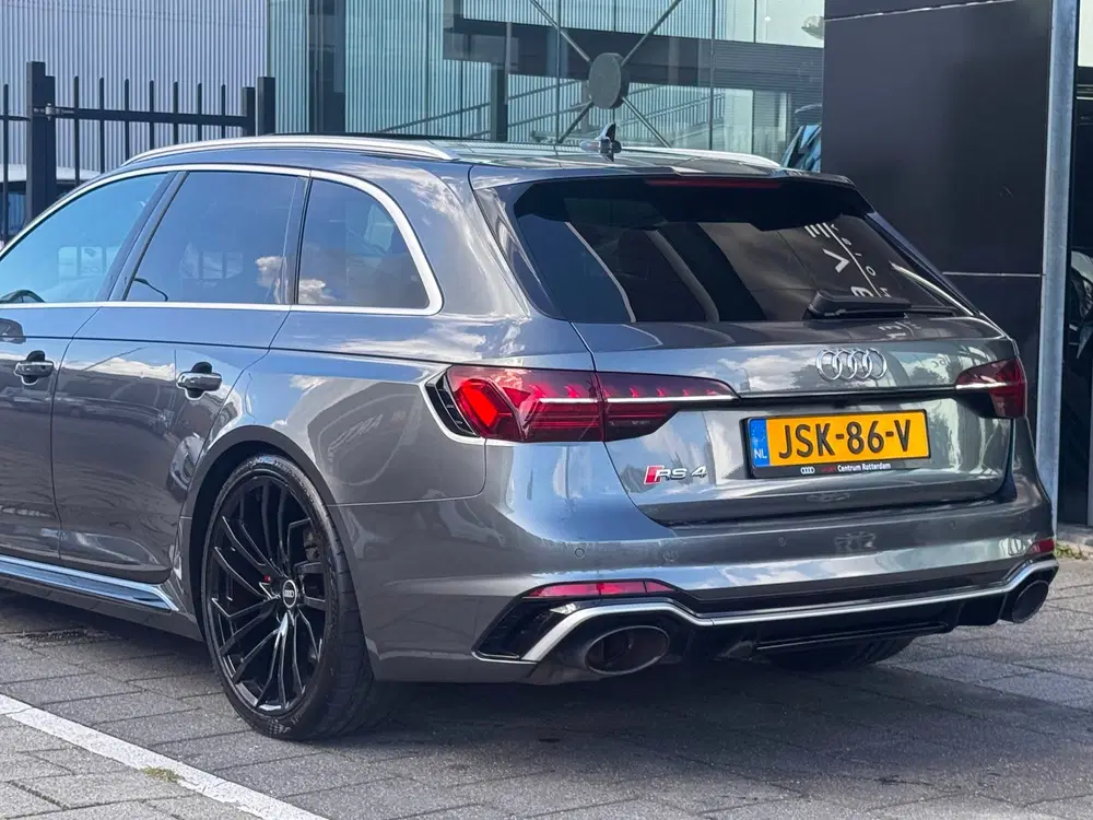 Audi A4 2.9 TFSI RS 4 quattro uit 2021, foto 9