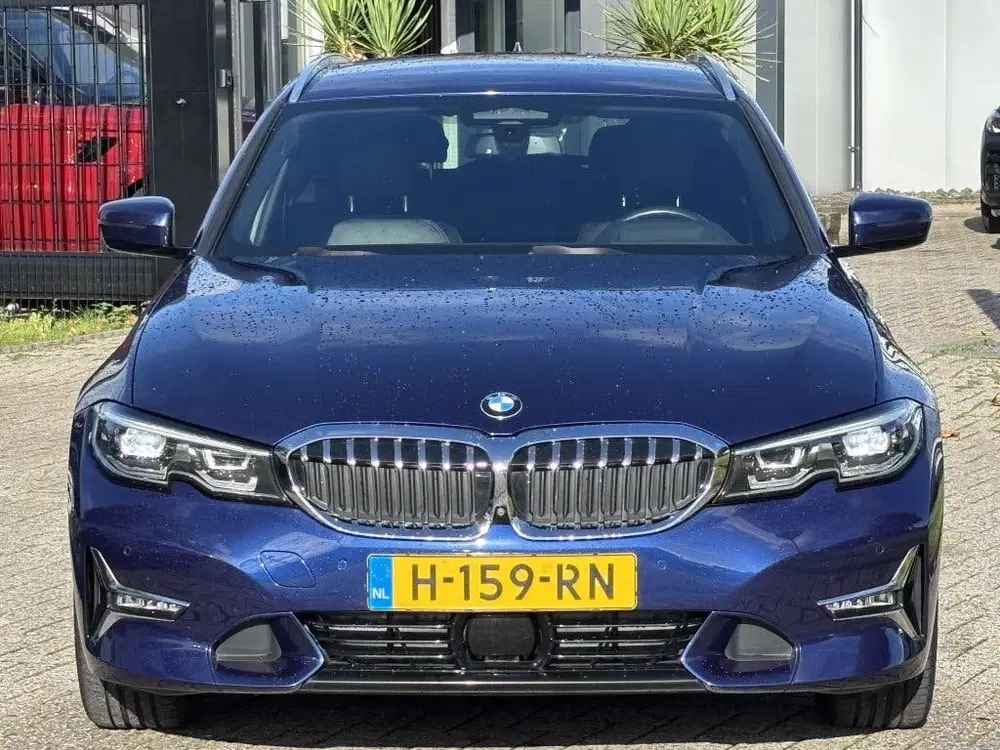 BMW 3-serie 330D High Exe 2020 Trekhaak 133.000 KM uit 2020, foto 2