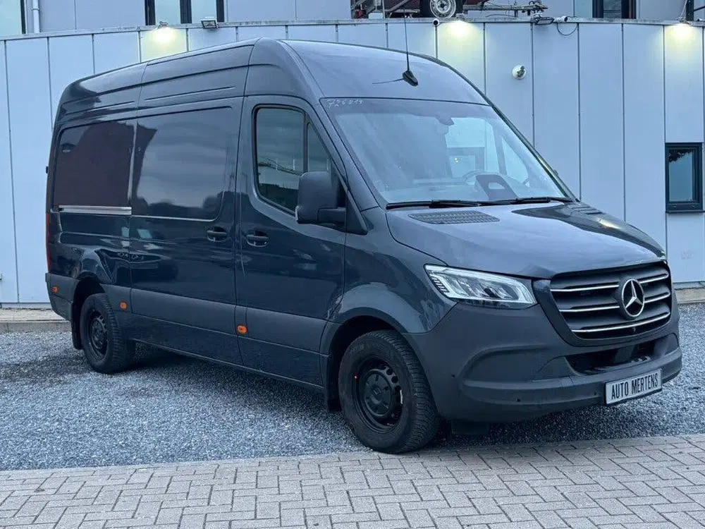 Mercedes-Benz Sprinter CDI L2H2 uit 2024, foto 2