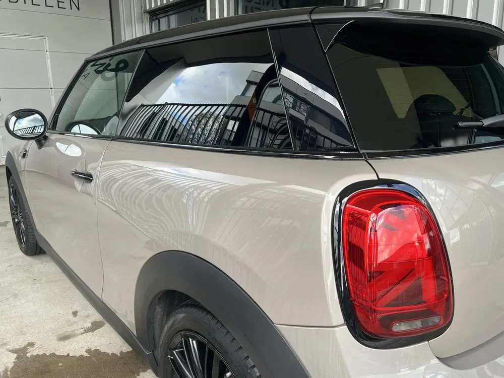 Mini Cooper 1.5 Cooper Camden Go Edition uit 2023, foto 8