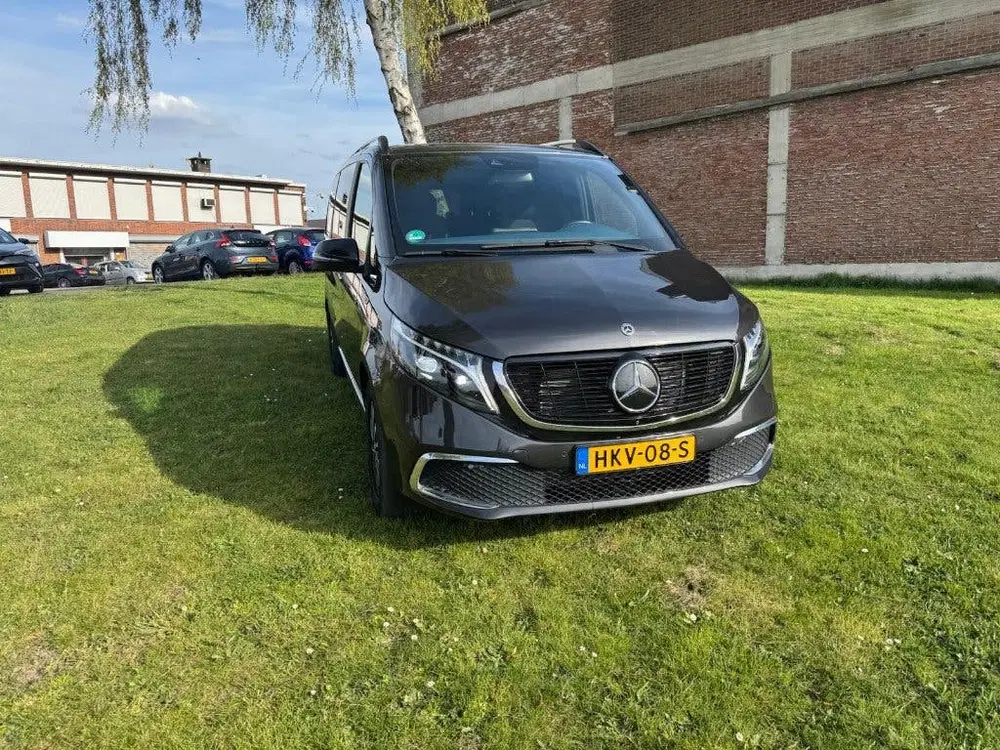 Mercedes-Benz EQV 300 L2 204pk 2020 Grijs uit 2020, foto 3