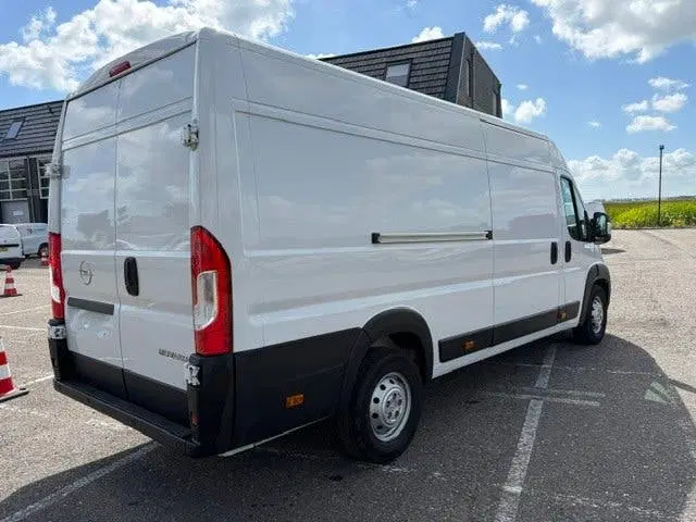 Opel Movano 2.2D 140 Zwaar L4H2 Edition 140 PK Euro6 uit 2024, foto 2