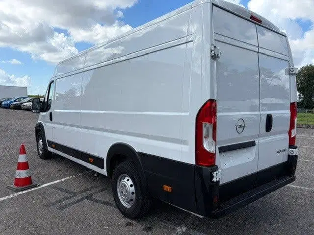 Opel Movano 2.2D 140 Zwaar L4H2 Edition 140 PK Euro6 uit 2024, foto 3
