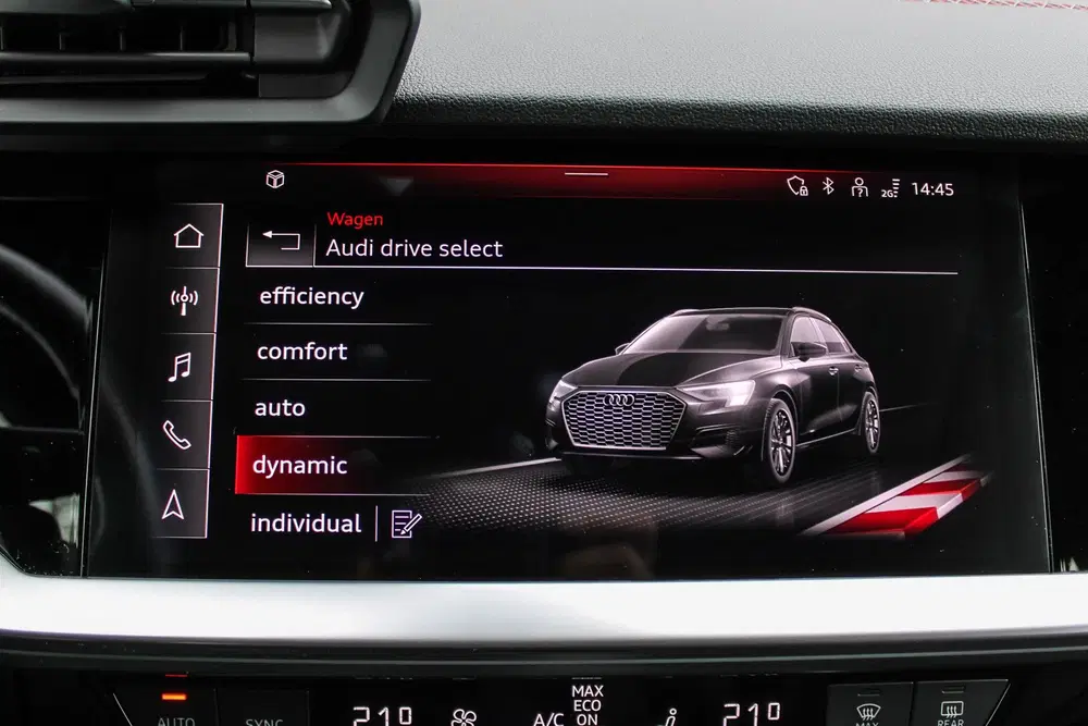 Audi A3 S3 Sportback 2.0 TFSI quattro PANO HUD B&O uit 2021, foto 11