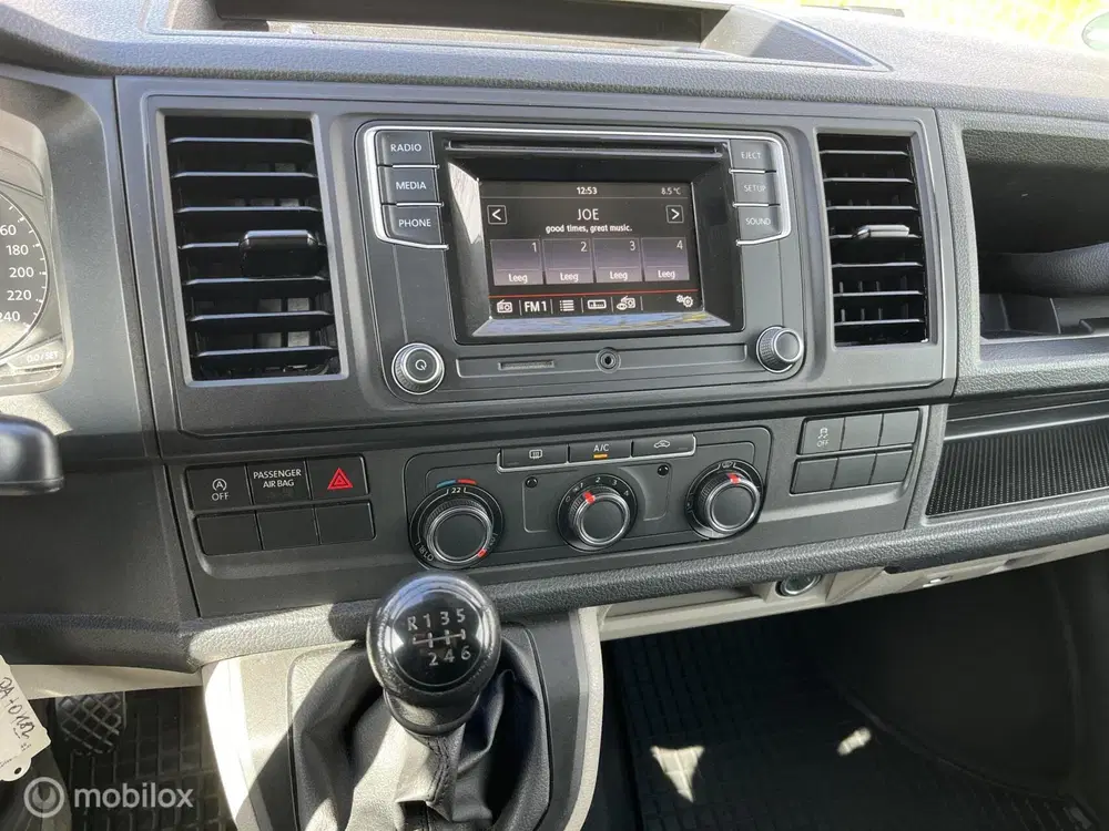 Volkswagen Transporter 2.0 TSI Benzine+ AC uit 2019, foto 10