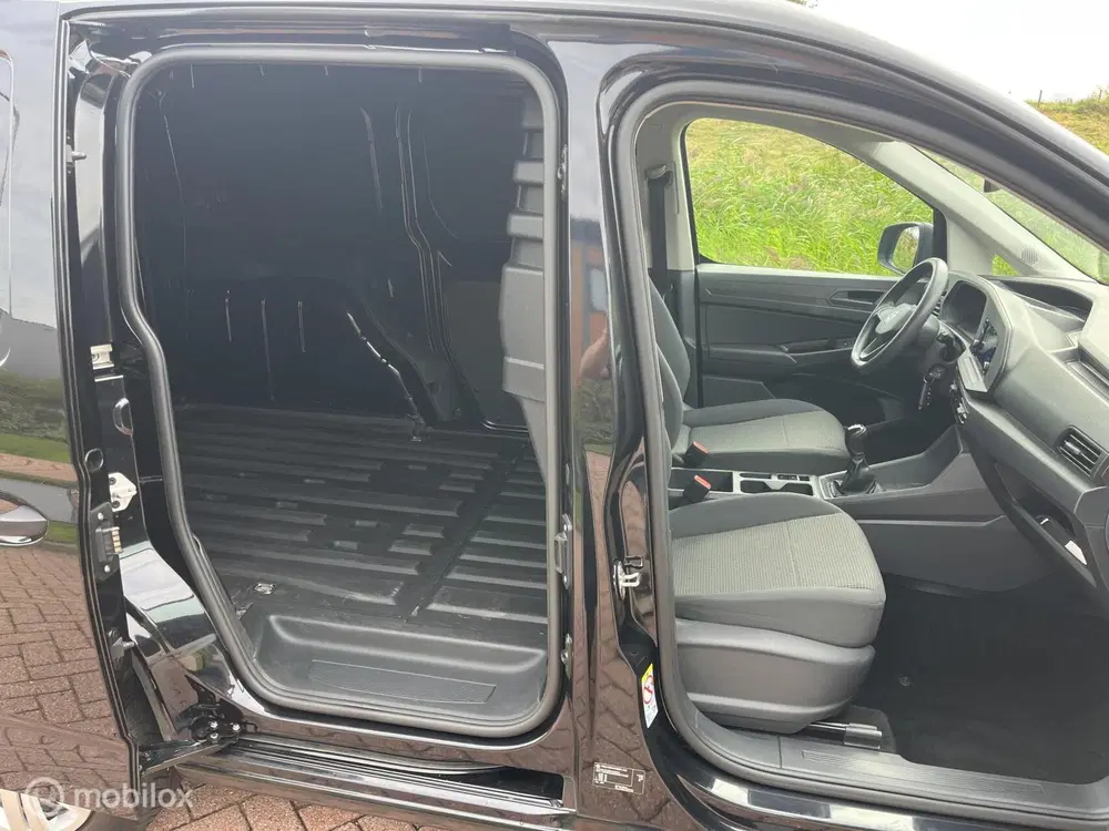 Volkswagen Caddy 1.5 TSI + Airco uit 2021, foto 13