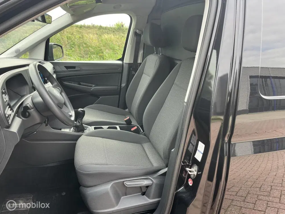 Volkswagen Caddy 1.5 TSI + Airco uit 2021, foto 9