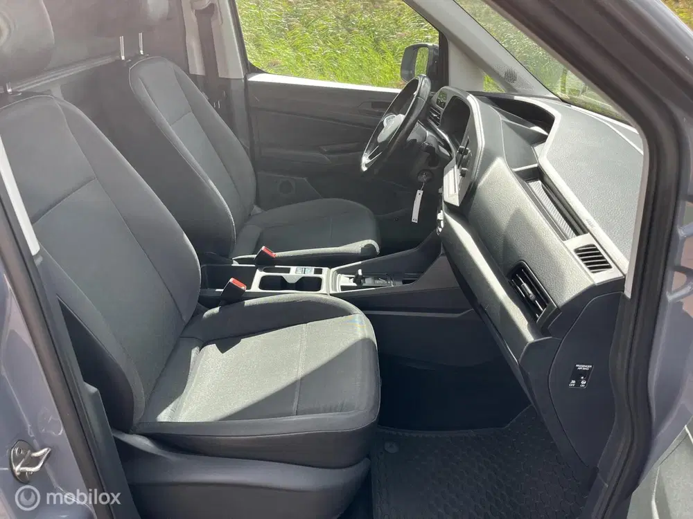 Volkswagen Caddy 1.5 TSI Automaat uit 2021, foto 11